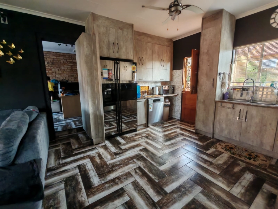 2 Bedroom Property for Sale in Sasolburg Ext 11 Free State